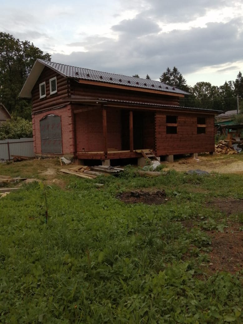 Данный дом я покрасил за один день