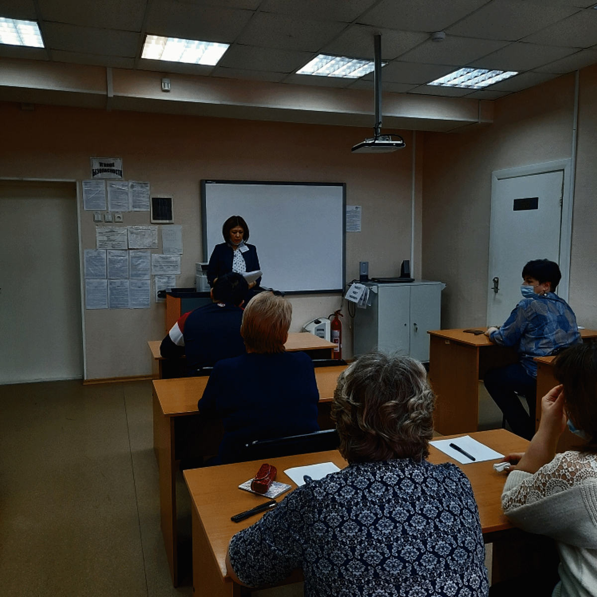 Оригинал. может ещё посмотрите повнимательнее, тут нарушений как бы почти два десятка!