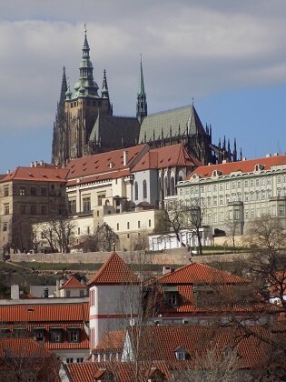 В карусели - вид на Пражский Град с разных сторон (фото из личного архива)