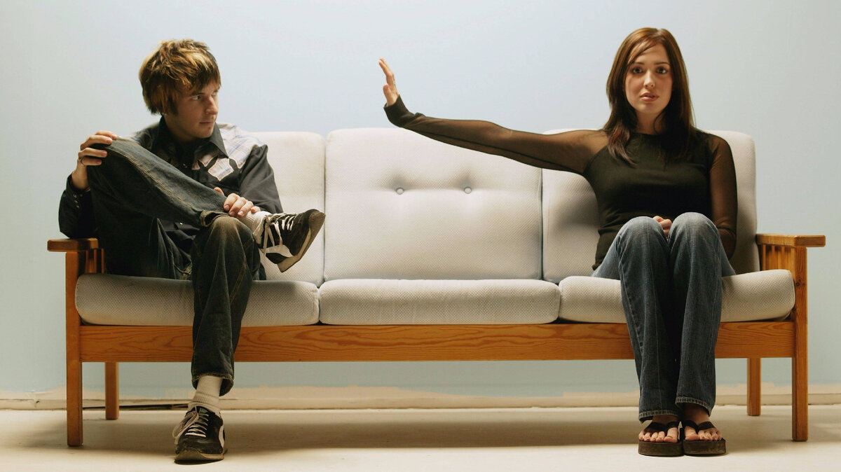 «Давление», оказываемое вами при попытках навязать помощь,— будет формировать ещё большее сопротивление и напряжения. 