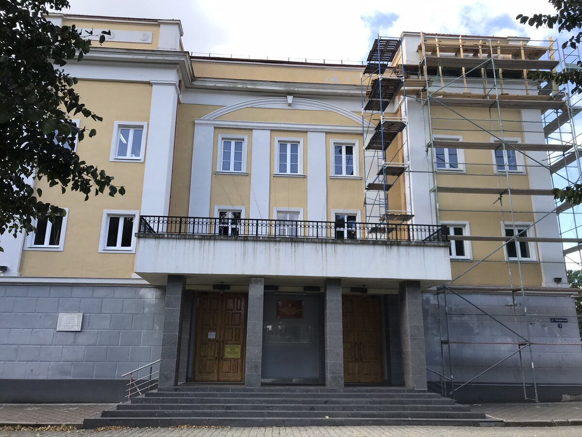 центральный вход, Тильзит-театр г. Советск