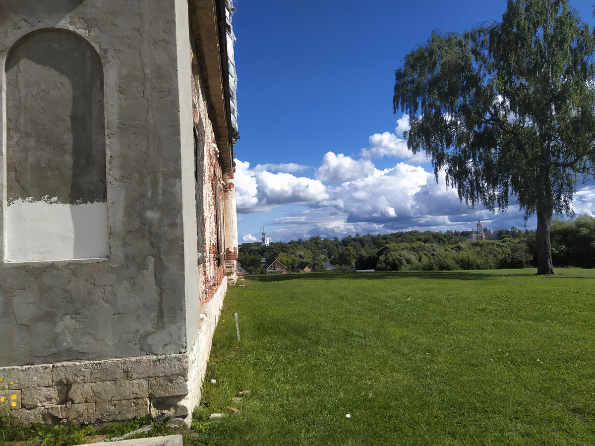 Вид на Торжок от Покровской церкви. Фото автора