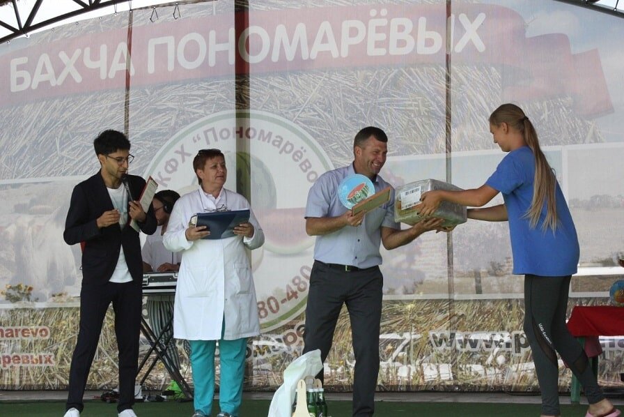    На бахчевом «АгроБатле 2022 показали гигантские тыквы, арбузы и самые сладкие дыни