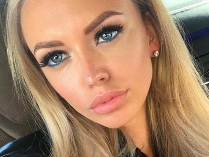 Милана Тюльпанова рассталась с 19-летним хоккеистом Замулой - 24СМИ