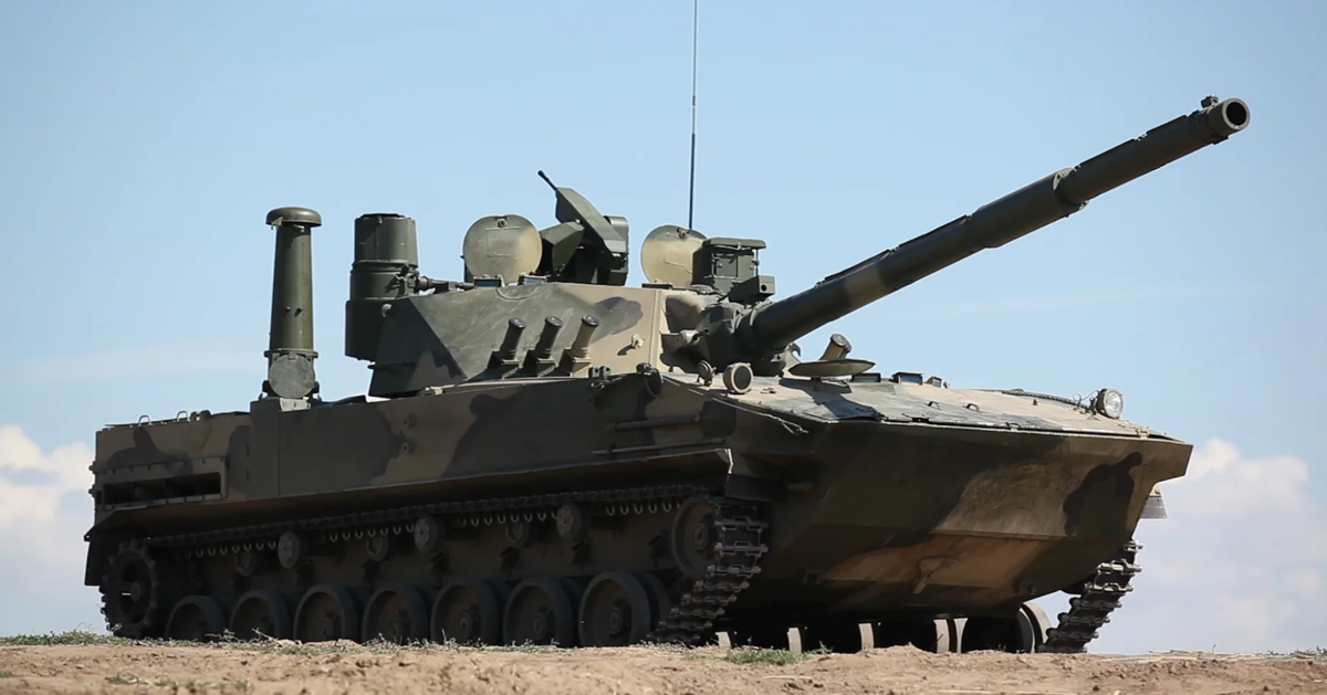 Последняя модификация российской авиадесантной самоходной противотанковой пушки "Спрут-СДМ-1" может заменить в Индии легендарный советский ПТ-76, которому в стране стоят многочисленные памятники. Фото МО РФ