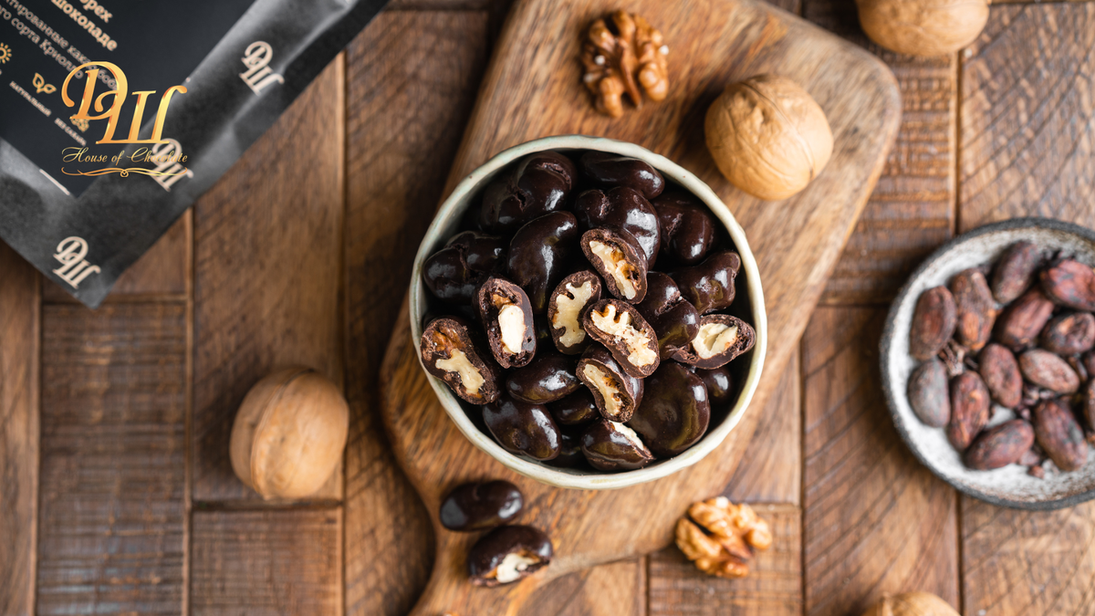 Грецкий орех в темном шоколаде https://domchokolada.ru/menu/shokolad/orekhi-v-shokolade/gretskiy-orekh-v-temnom-shokolade/