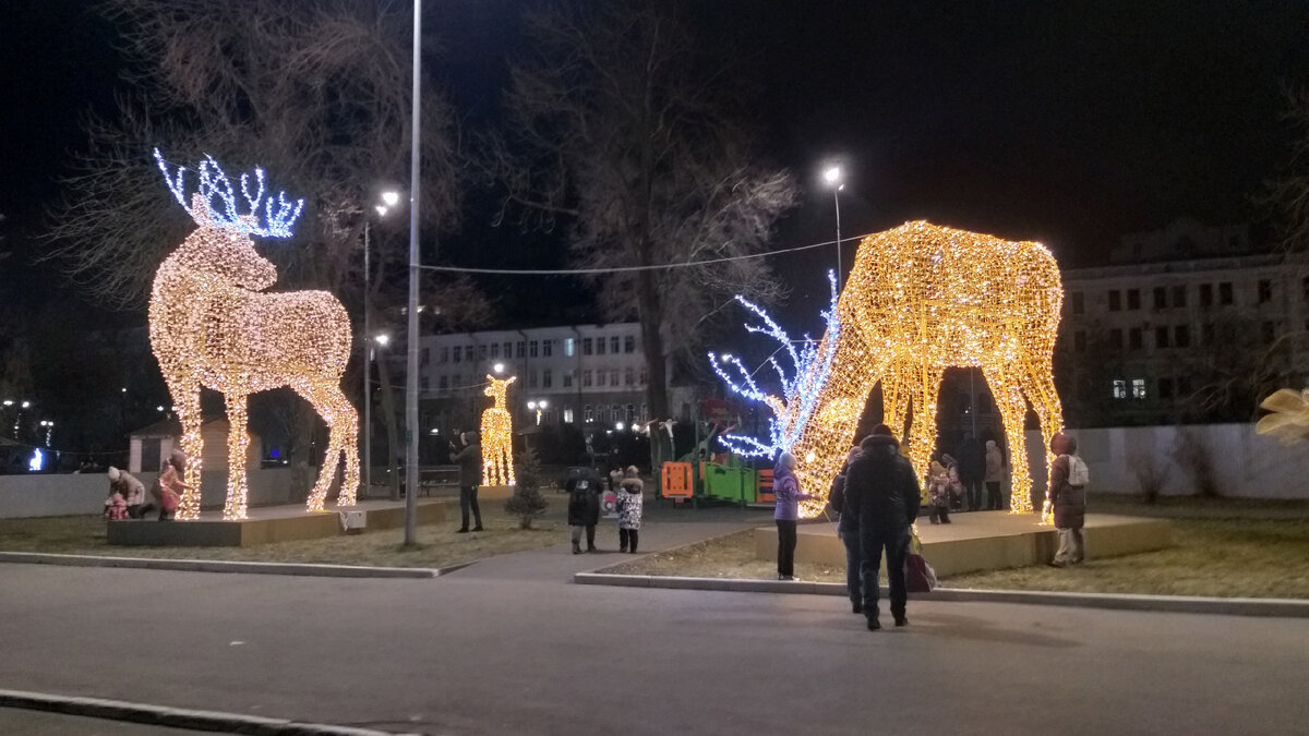 Немного новогоднего настроения вам в ленту