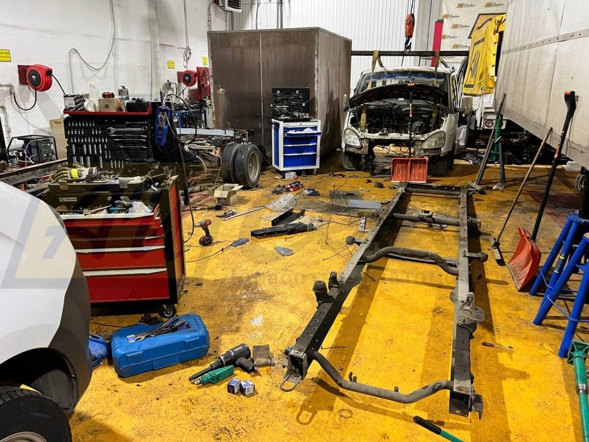 Старая рама