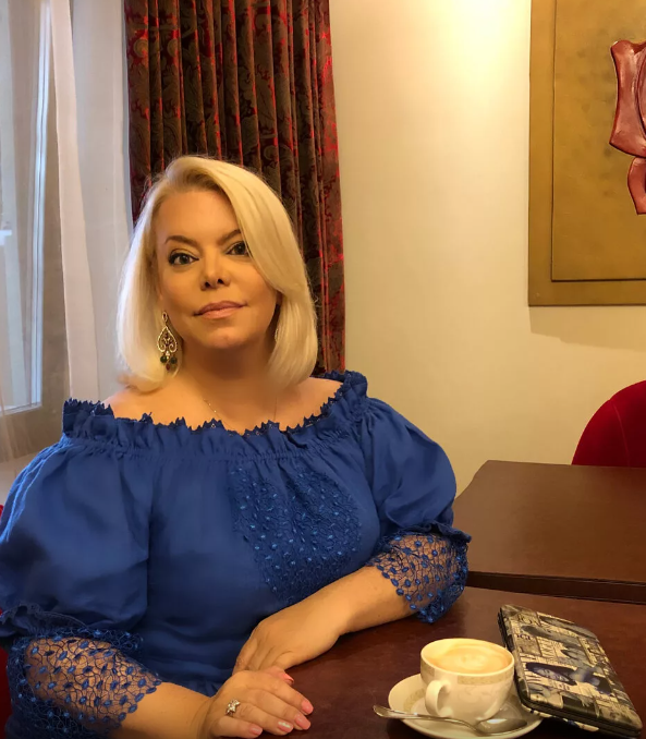    Яна Поплавская