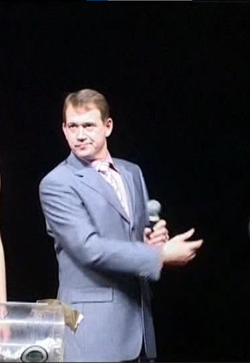     Александр горячо болел за ФК "Ростов". Фото: агентство "Имидж-Элит"