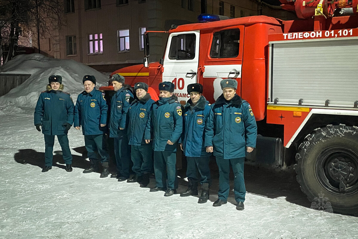 💪🚒8 января огнеборцы Соликамска спасли жилой дом и имущество граждан от  огня | МЧС Прикамья | Дзен