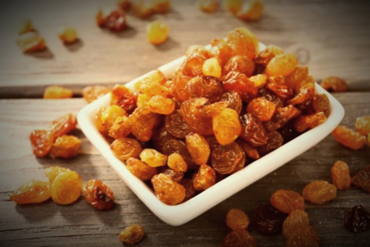 В переводе с турецкого означает «виноград».