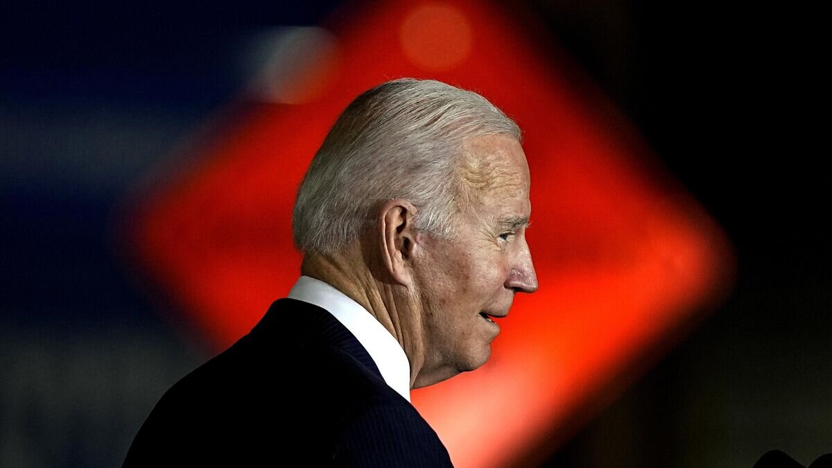    Президент США Джо Байден© AP Photo / Charlie Riedel
