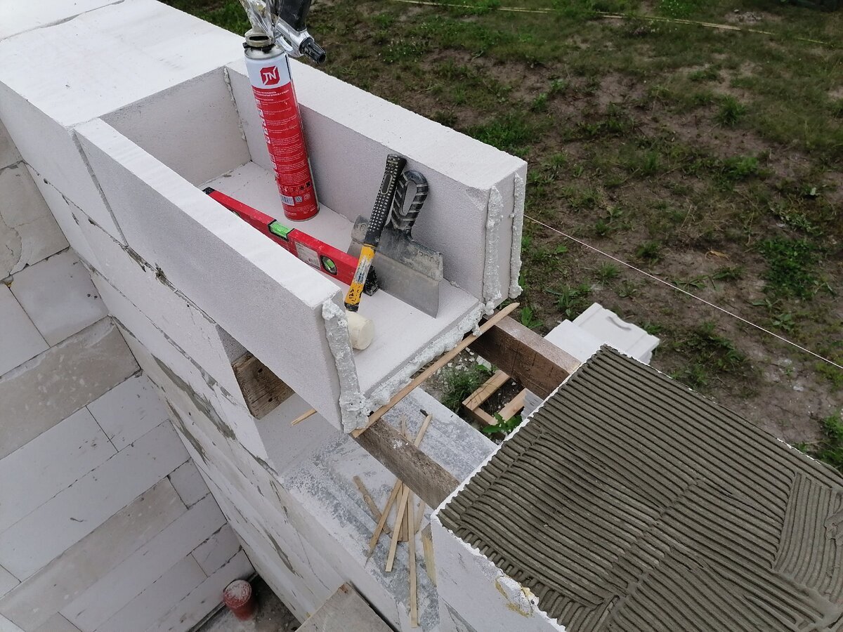 Кладка стен из газобетона в два блока. Не нужно утепление даже в ...