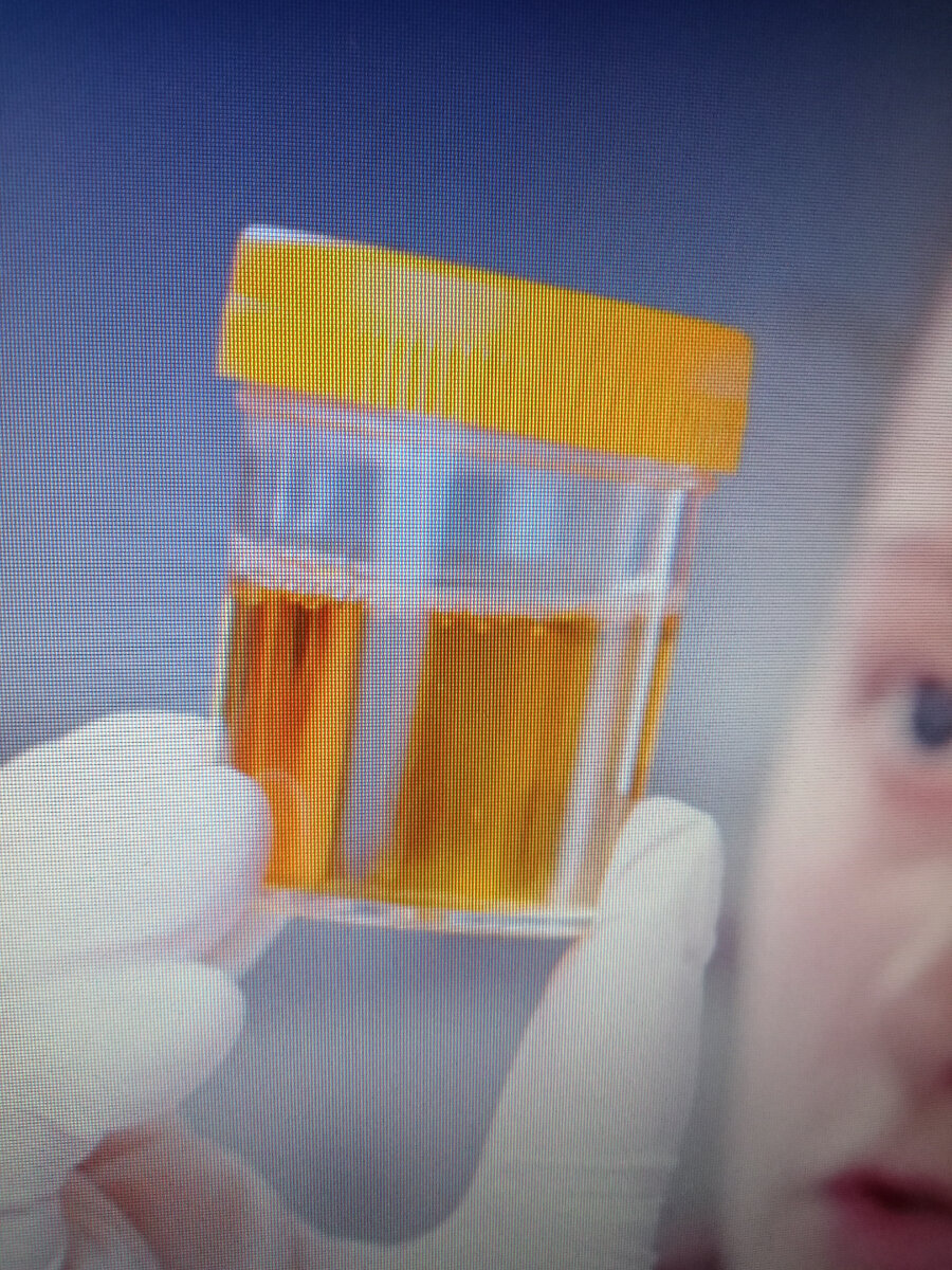 Фото автора сфотал монитор