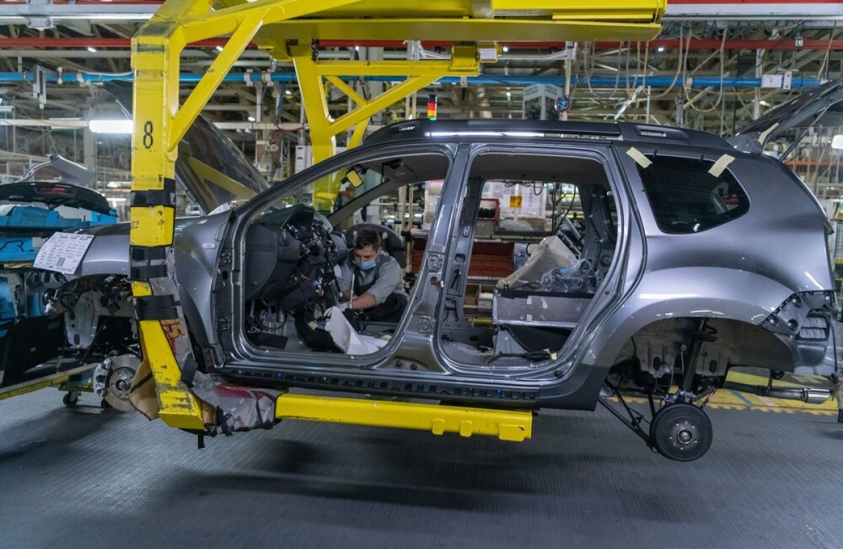    Кабмин предоставил автопроизводителям новую отсрочку по уплате утильсбора