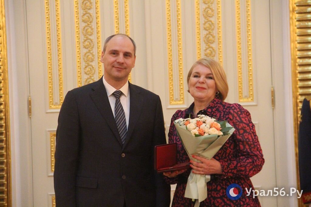    Военнослужащие, врачи, инженеры, учителя и спасатели. 22 оренбуржца получили государственные награды