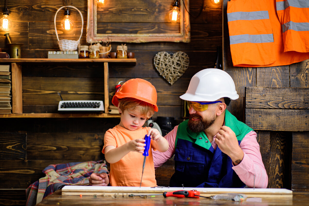 Высшее руководство должно тратить 40-50 процентов времени на обучение и мотивацию своих сотрудников. ©Бак Роджерс