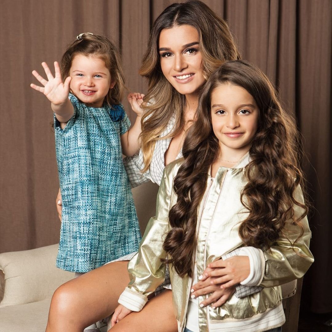 Мама и дочка. Глаза его дочери. Фотосессия с дочкой. Как быть нашу дочь. Как быть нашу дочь.