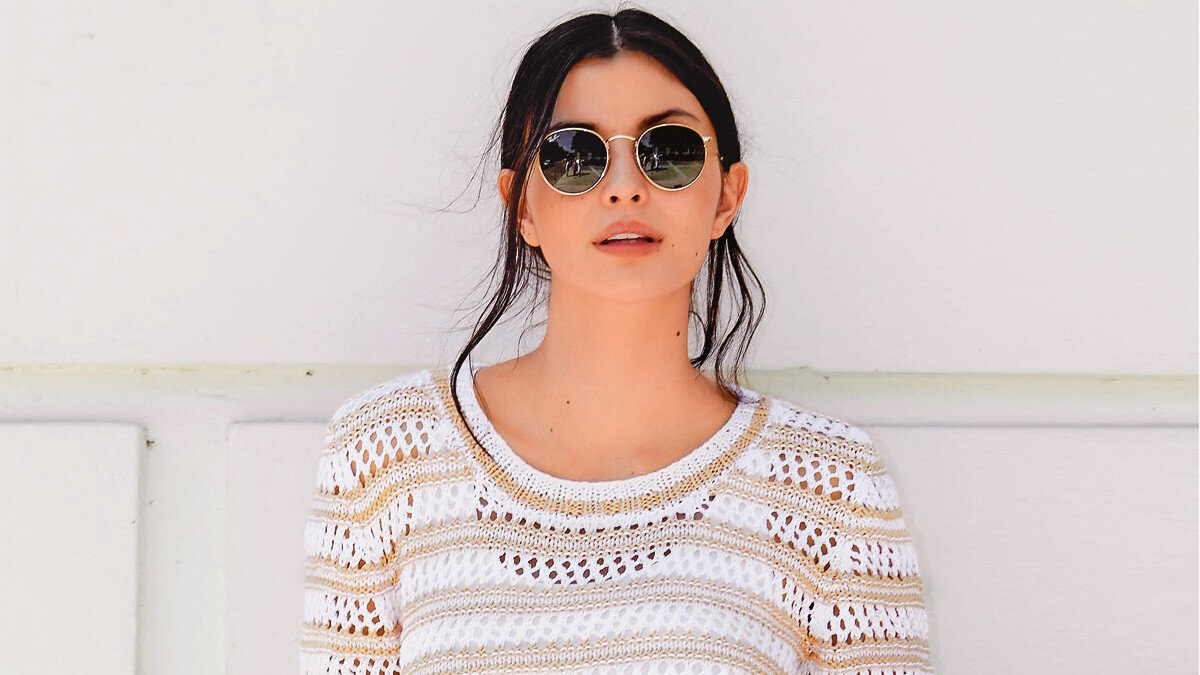    Вязаный двухцветный топ