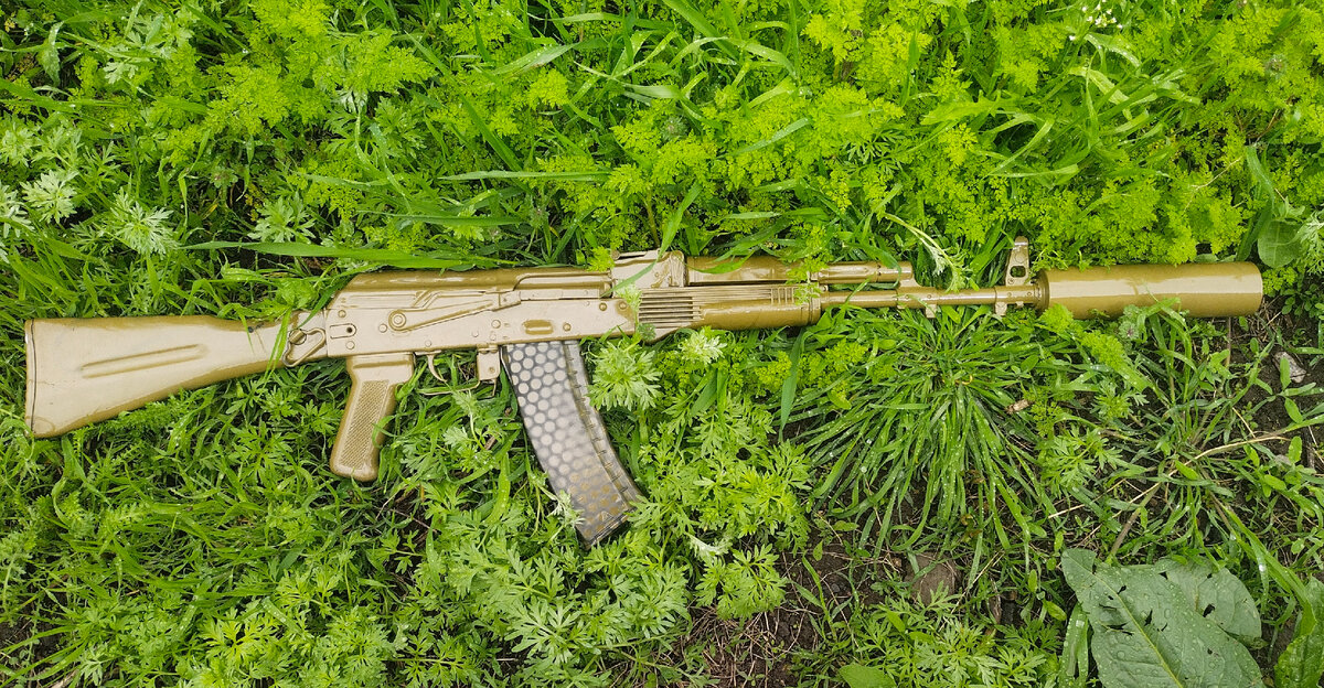 Если ты хочешь быть дофига модным и тактиккульным– покрась свое оружие! 😎