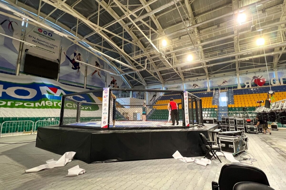    В столице Югры принимают участников чемпионата России по ММА