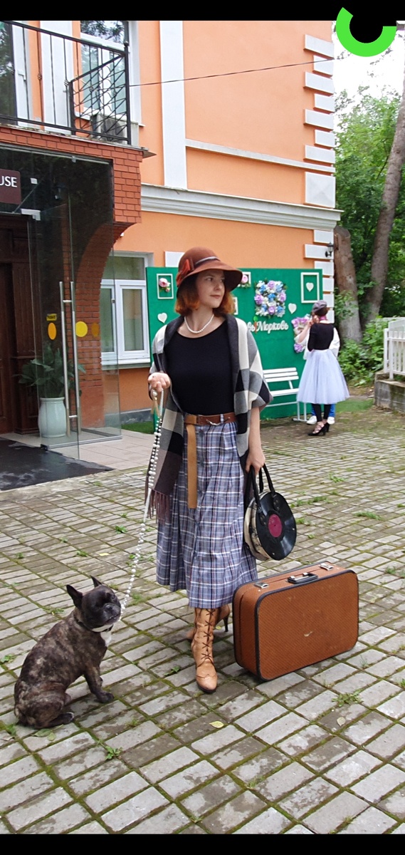 На поводочке