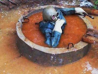 Профилактика в выгребной яме.
Сурово, родненькие.