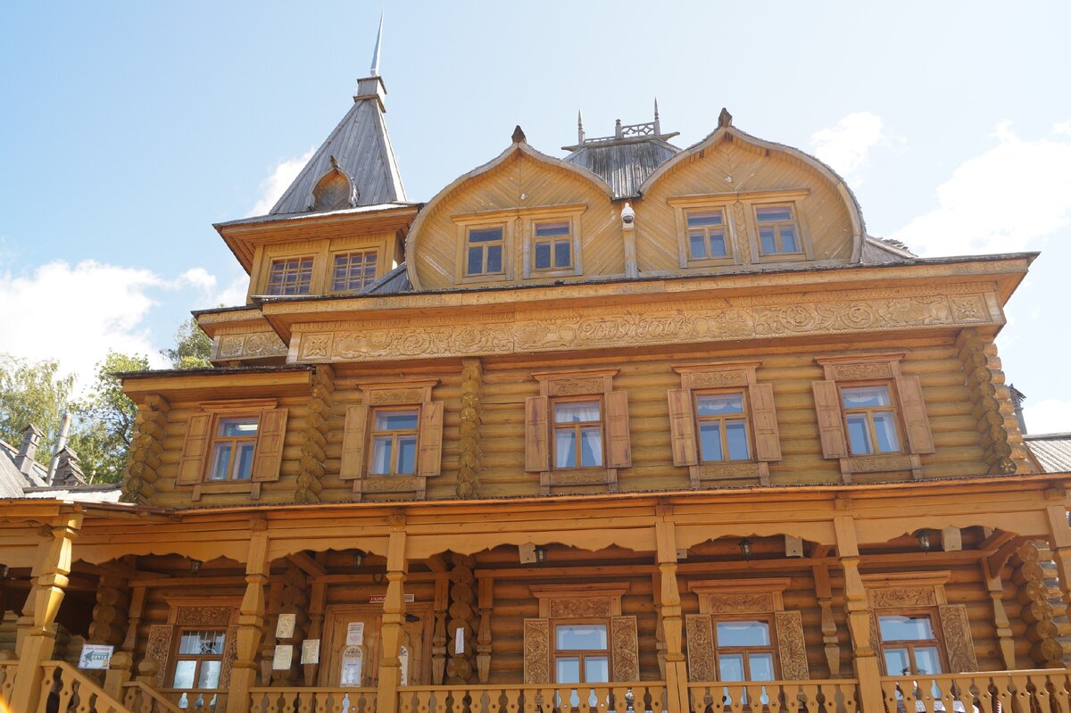 «Город мастеров» посвящён городецким промыслам: любопытное место.