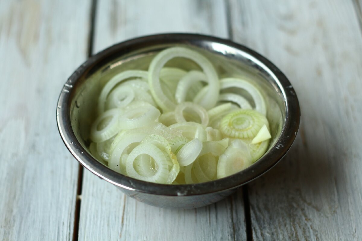 Мариную лук