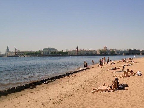 Пляж Петропавловской крепости 