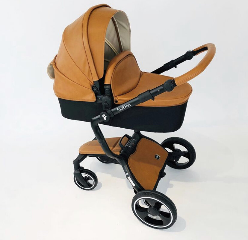 Эта коляска лучше чем belecoo 2 в 1. По уровню популярности как Stokke, Emmaljunga, inglesina, peg prego, zippy только намного дешевле и интереснее. Ее средний вес ~12 кг.