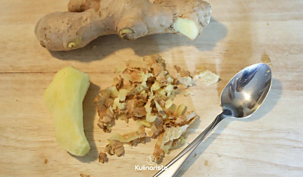 Очистить имбирь поможет чайная ложка