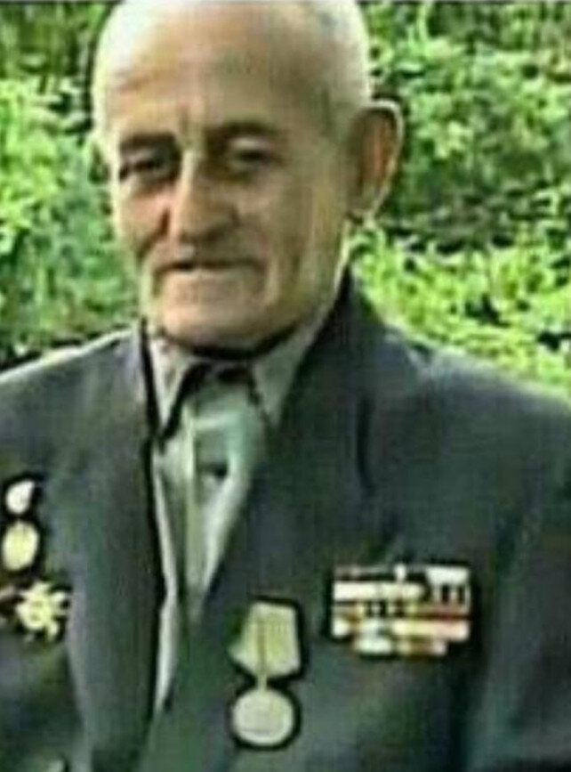 На фото: Мирзахан Салихович Салихов. 