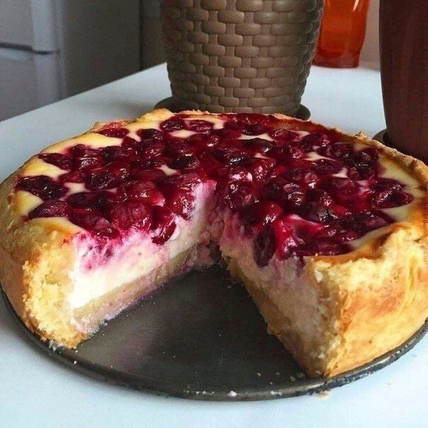 Открытый пирог с творожной начинкой и ягодами, рецепт с фото пошагово — centerforstrategy.ru