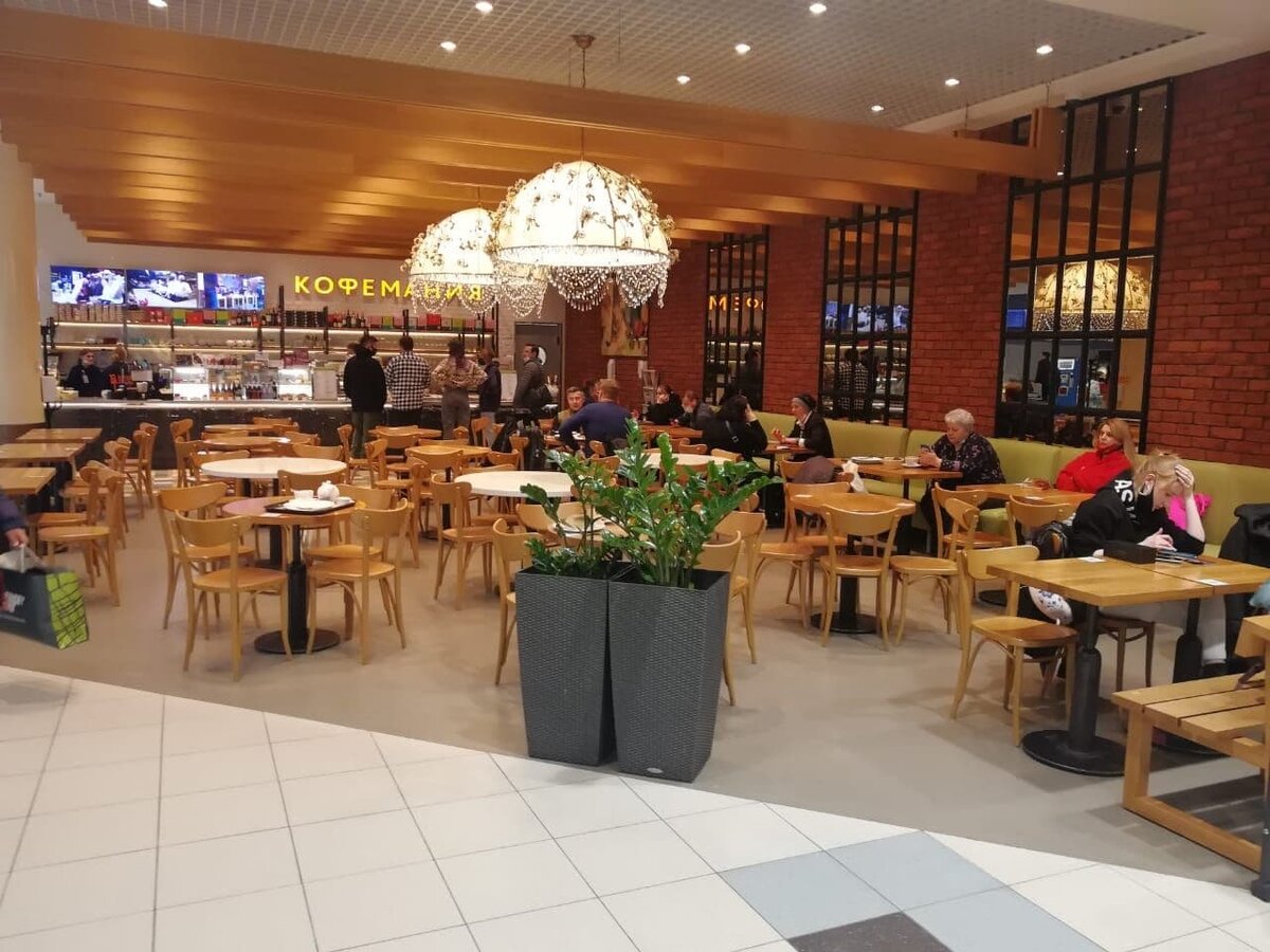 Одно из кафе аэропорта