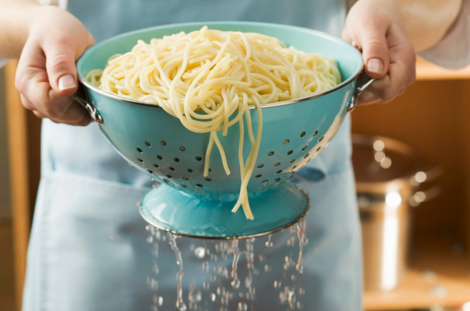 Как варить макароны, чтобы они не слипались — 9 простых правил
