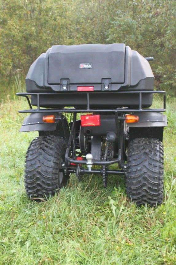 Задней подвески нет. Шины низкого давления выполняют роль демпфирующих элементов. Источник фото - https://auto.ru/atv/new/sale/lebedev_garage/ataman_traik/3295280-46b22dff/