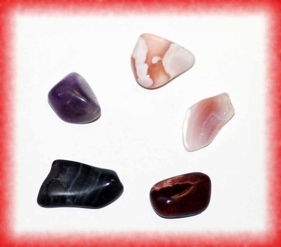 Магия камней для женщин знака зодиака «Водолей»