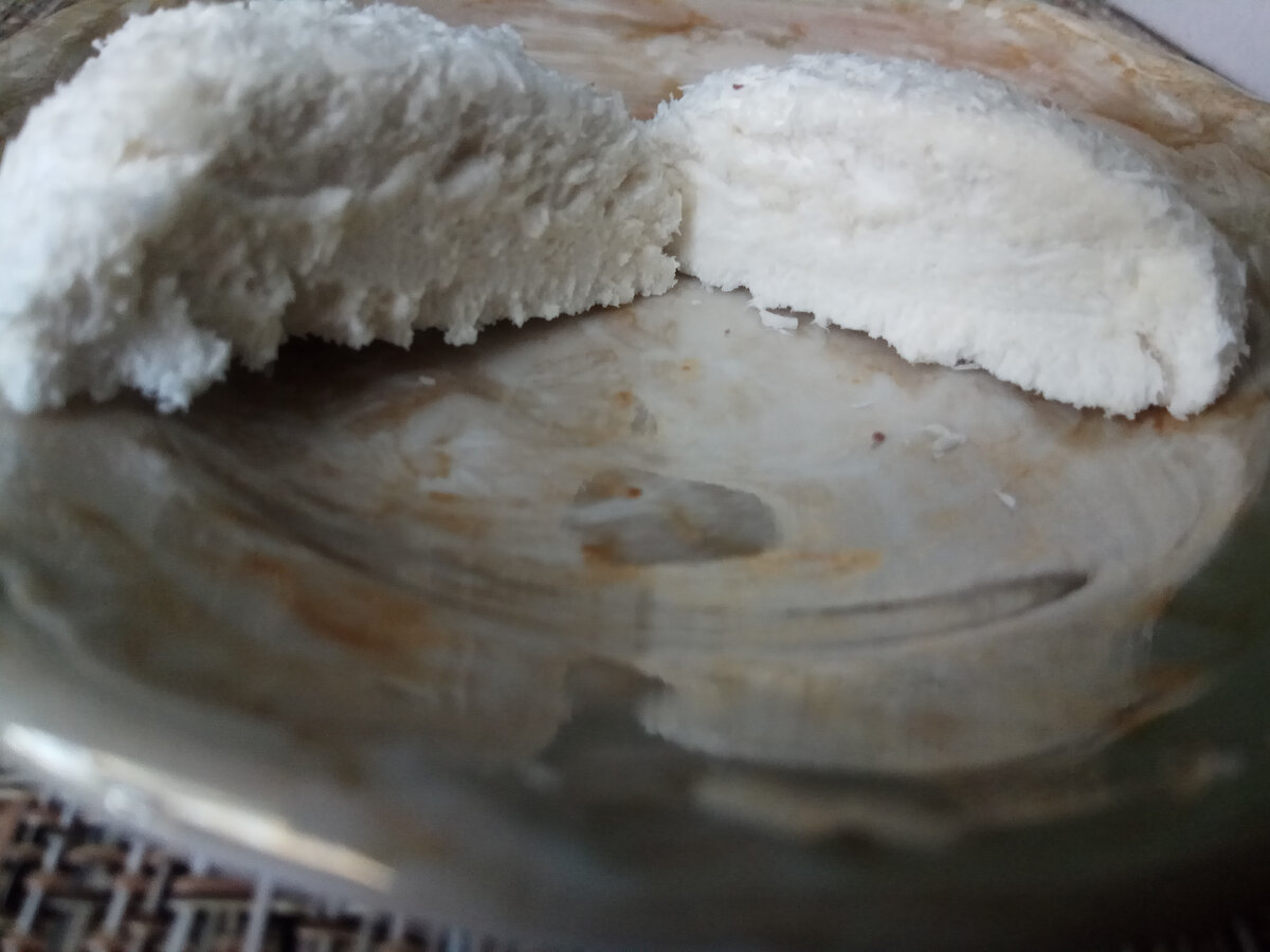 Зефир очень нежной консистенции, фото с точностью не передает его структуры 