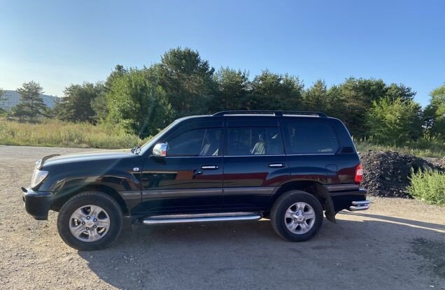 Toyota Land Cruiser 100