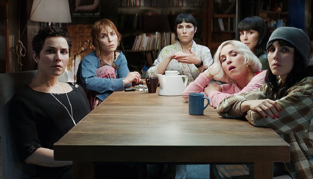 - Слышь, продюсеры, вопрос не праздный: мне один гонорар причитается  или все-таки семь? 