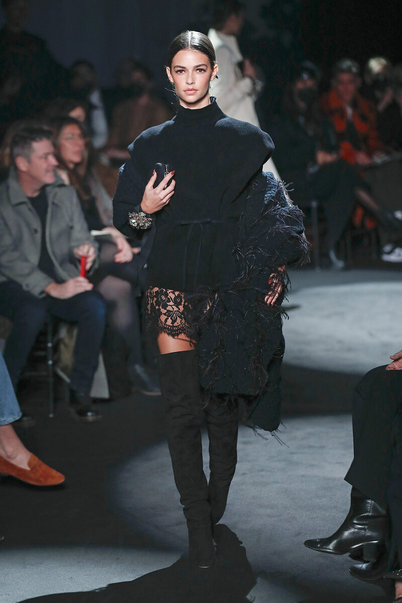    Brandon Maxwell осень-зима 22/23LEGION-MEDIA