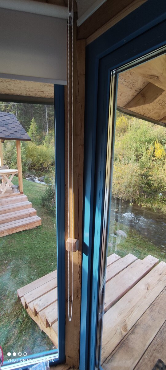 Поднимаем шторки и любуемся на водичку