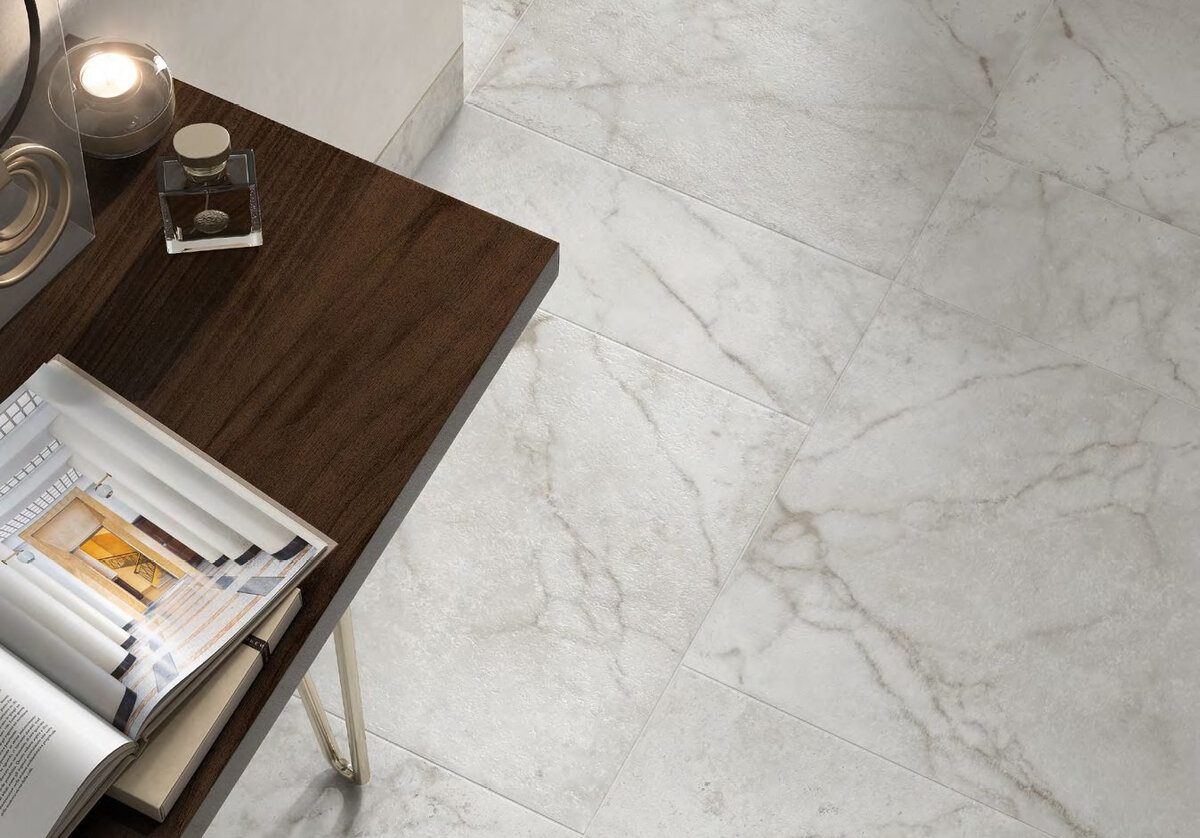 Крупноформатный матовый керамогранит от Kerama Marazzi. 