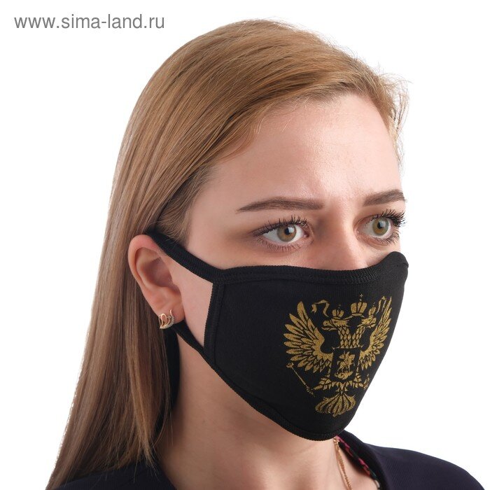 Маска с гербом. Для пущего патриотизма во время пандемии. Фото с сайта sima-land.ru