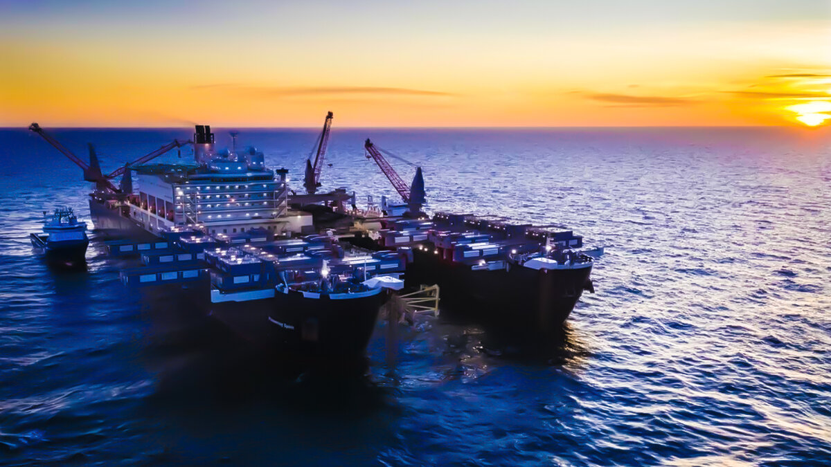 "Академик Черский", трубоукладчик