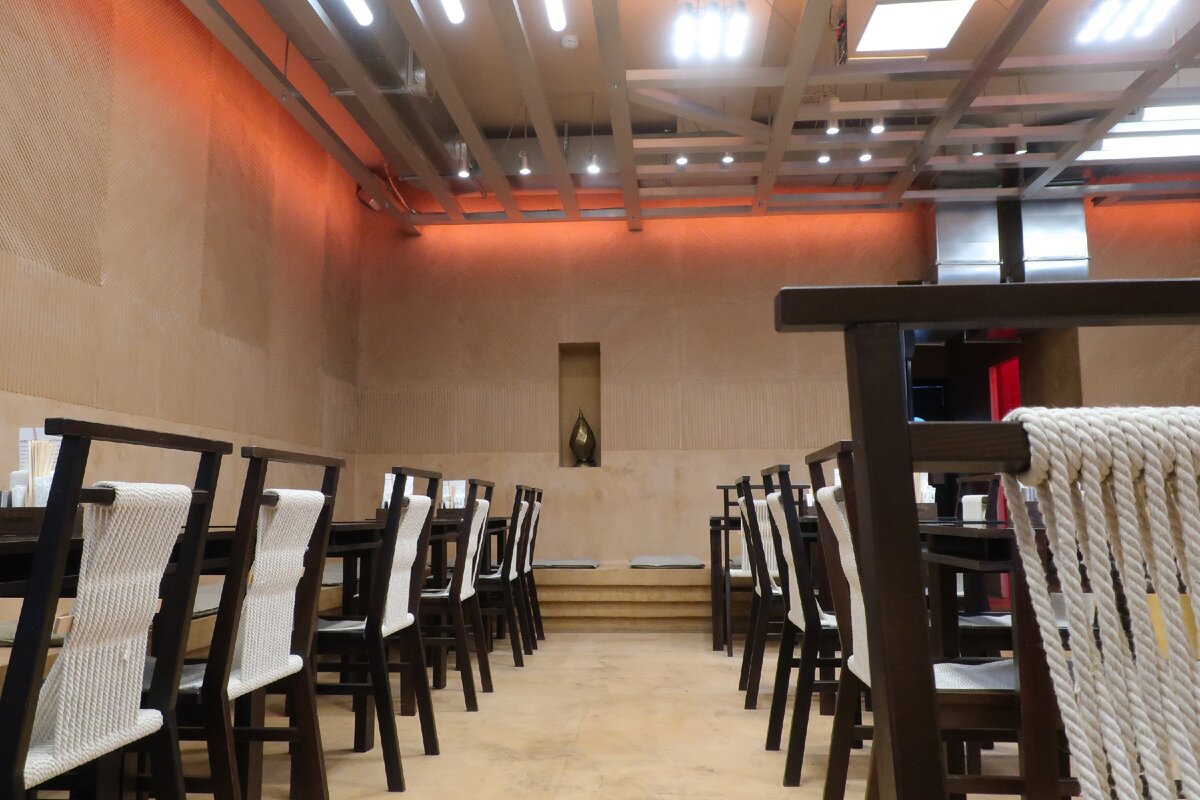 Интерьер Shwarm