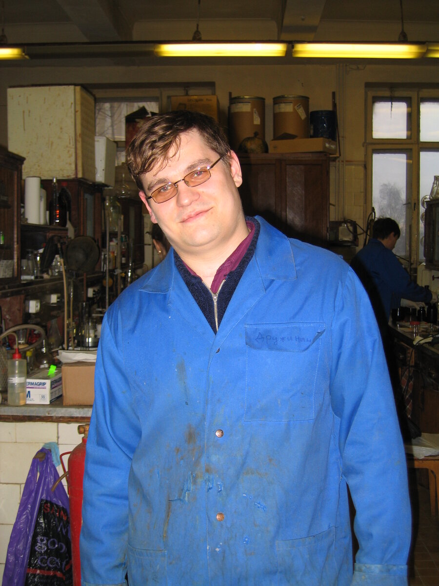 Я в лаборатории во времена аспирантуры