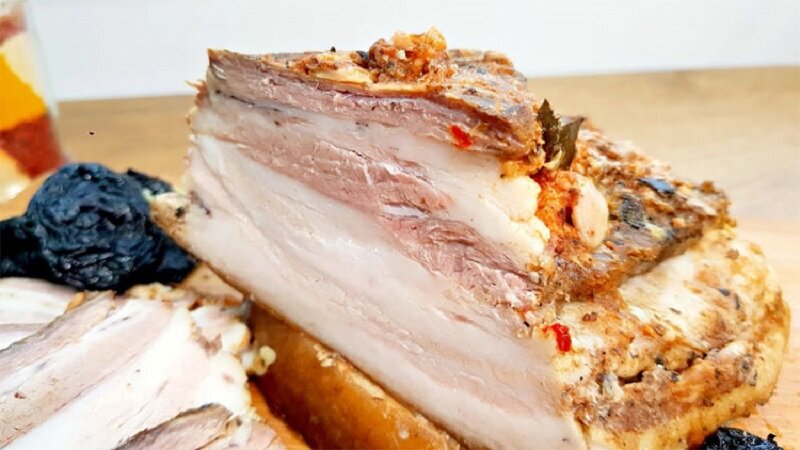 Готовим домашнее сало горячим способом, получается вкуснее магазинного 